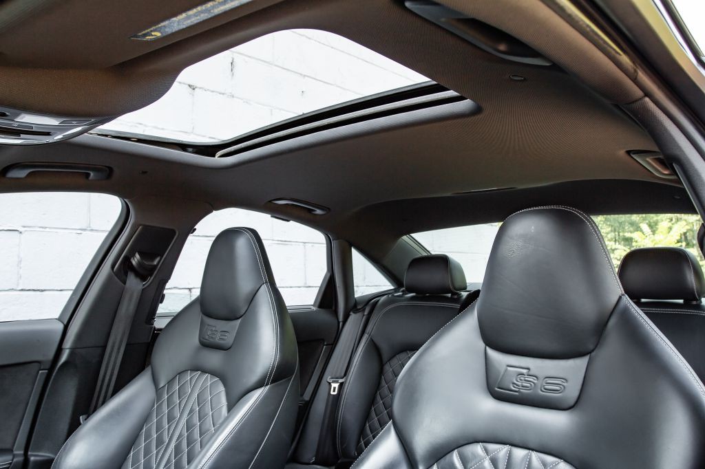 2016 Audi S6 Image 27