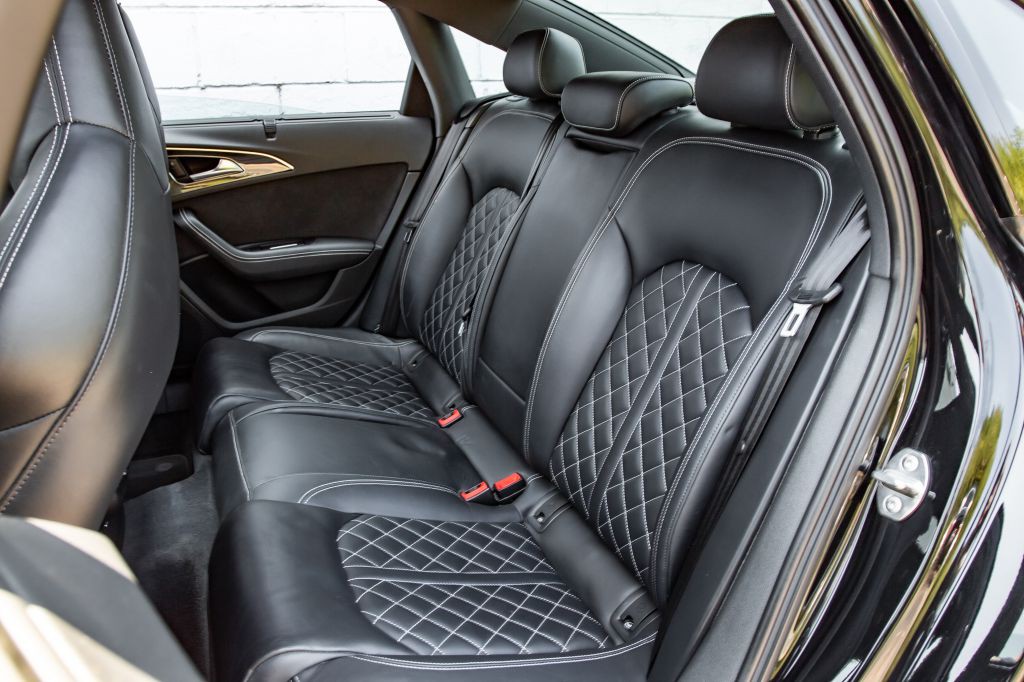 2016 Audi S6 Image 28