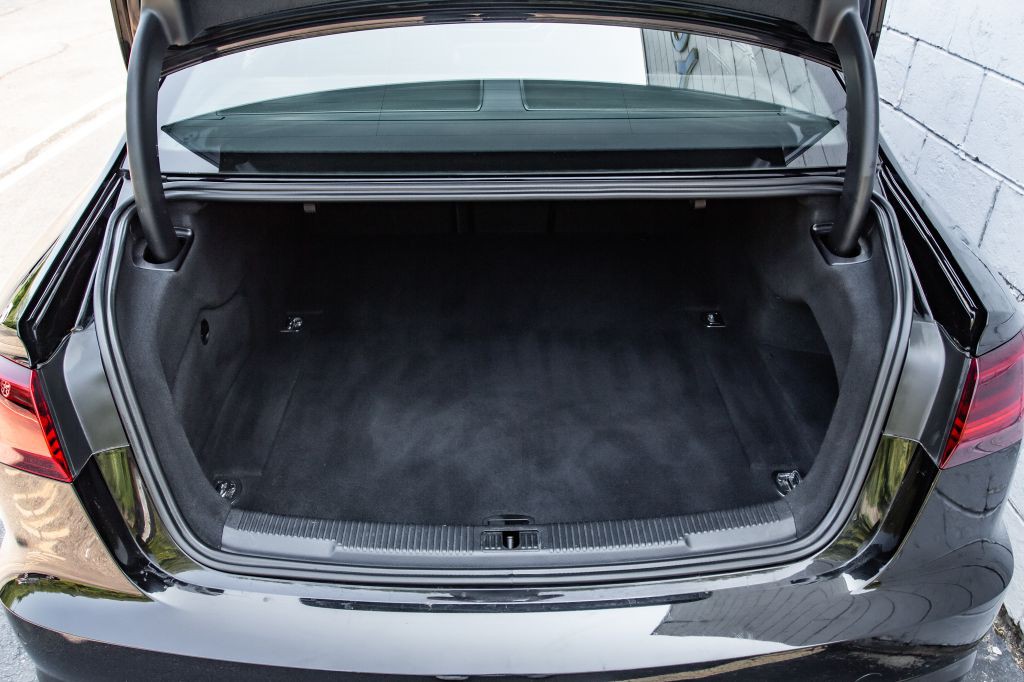 2016 Audi S6 Image 31