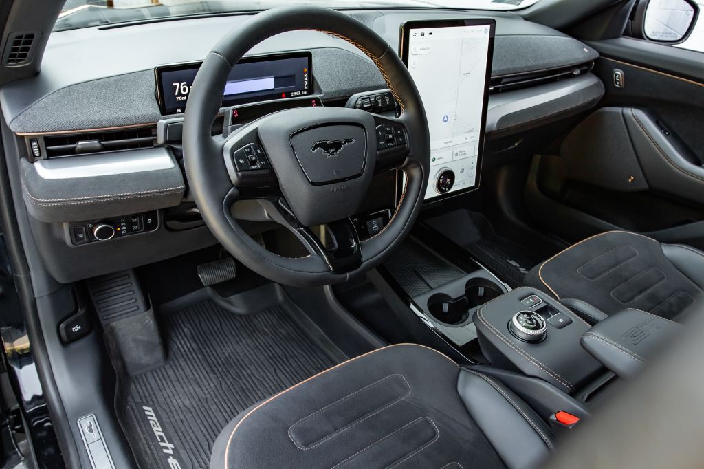 2023 Ford Mustang Image 17