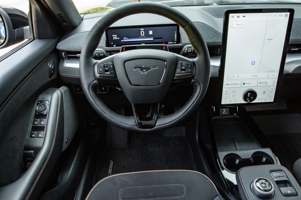 2023 Ford Mustang Image 19