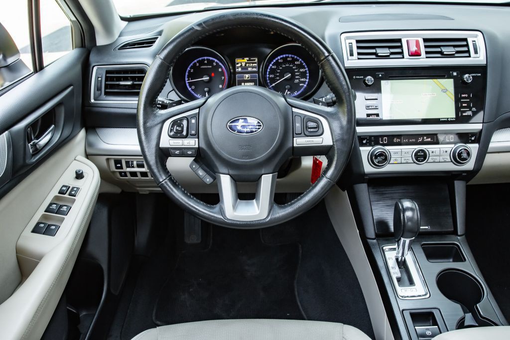 2015 Subaru Legacy Image 19