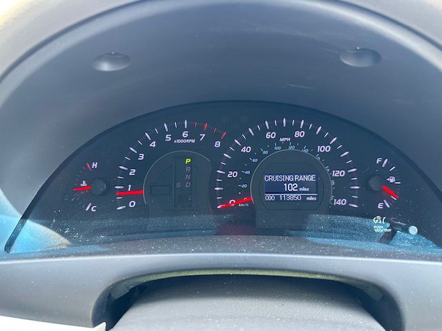 2011 Toyota Camry Image 13