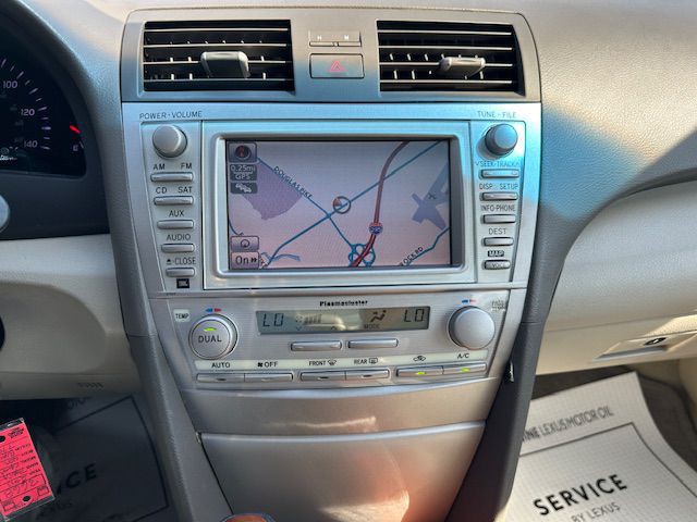 2011 Toyota Camry Image 14