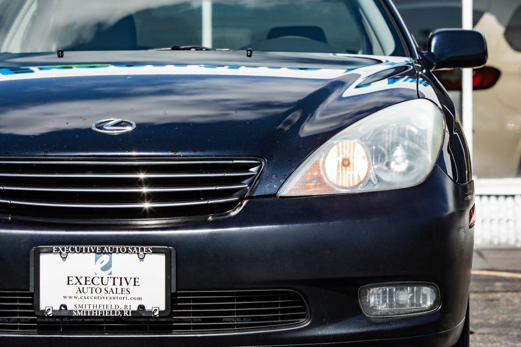 2004 Lexus ES Image 13