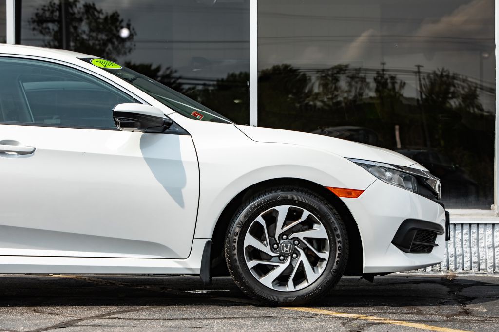 2018 Honda Civic Image 10