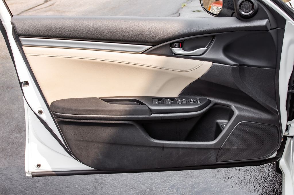 2018 Honda Civic Image 27