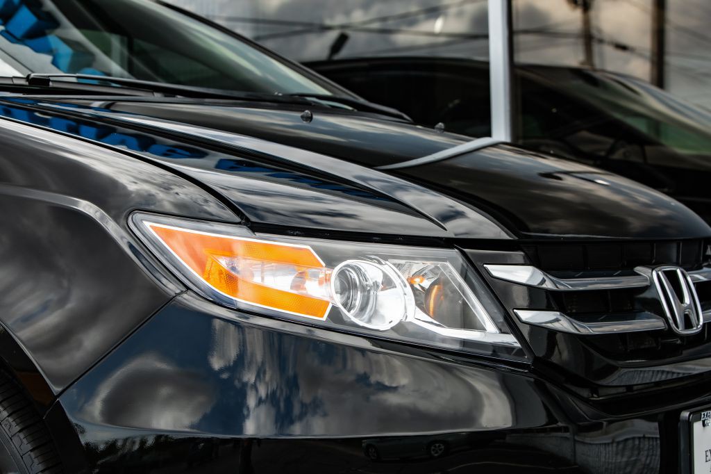 2015 Honda Odyssey Image 15