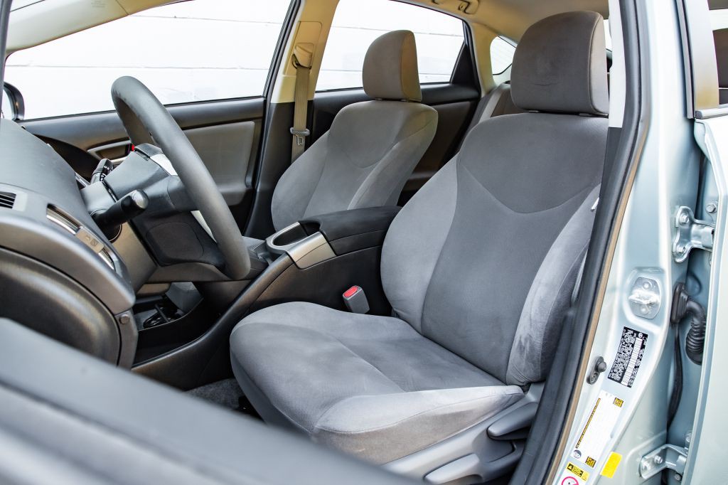 2014 Toyota Prius Image 23