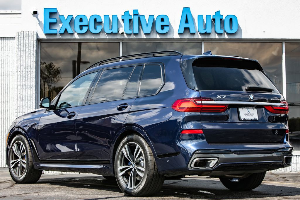 2022 BMW X7 Image 5