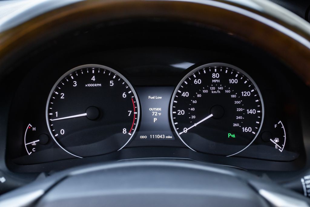 2013 Lexus ES Image 20