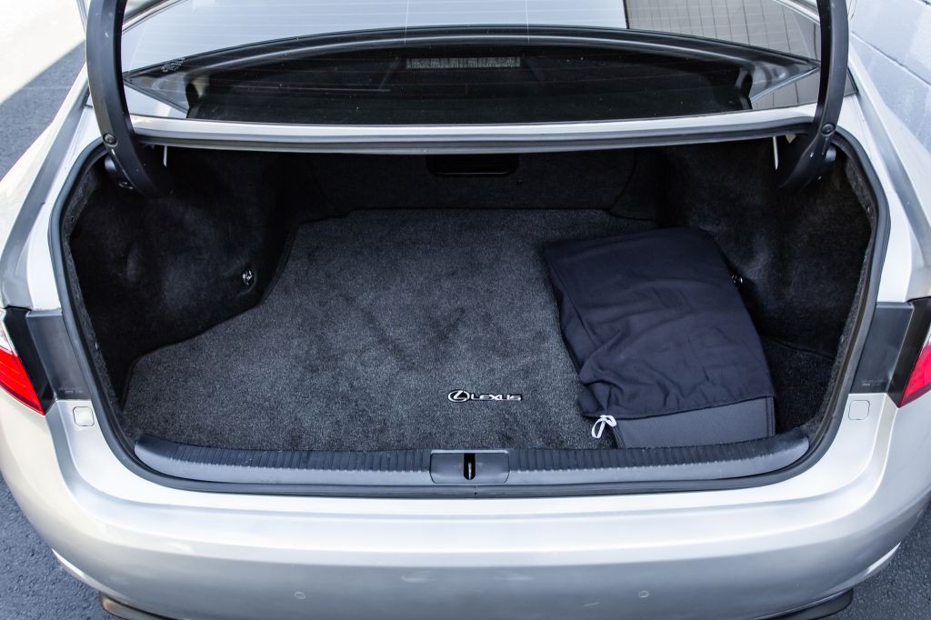 2013 Lexus ES Image 29