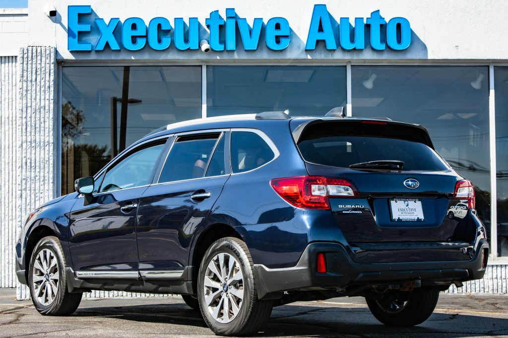 2018 Subaru Outback Image 5