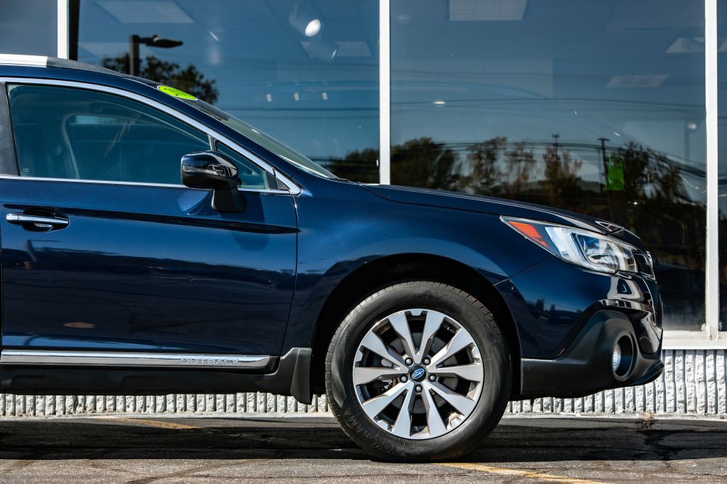 2018 Subaru Outback Image 10
