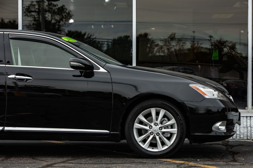 2012 Lexus ES 350 Image 10