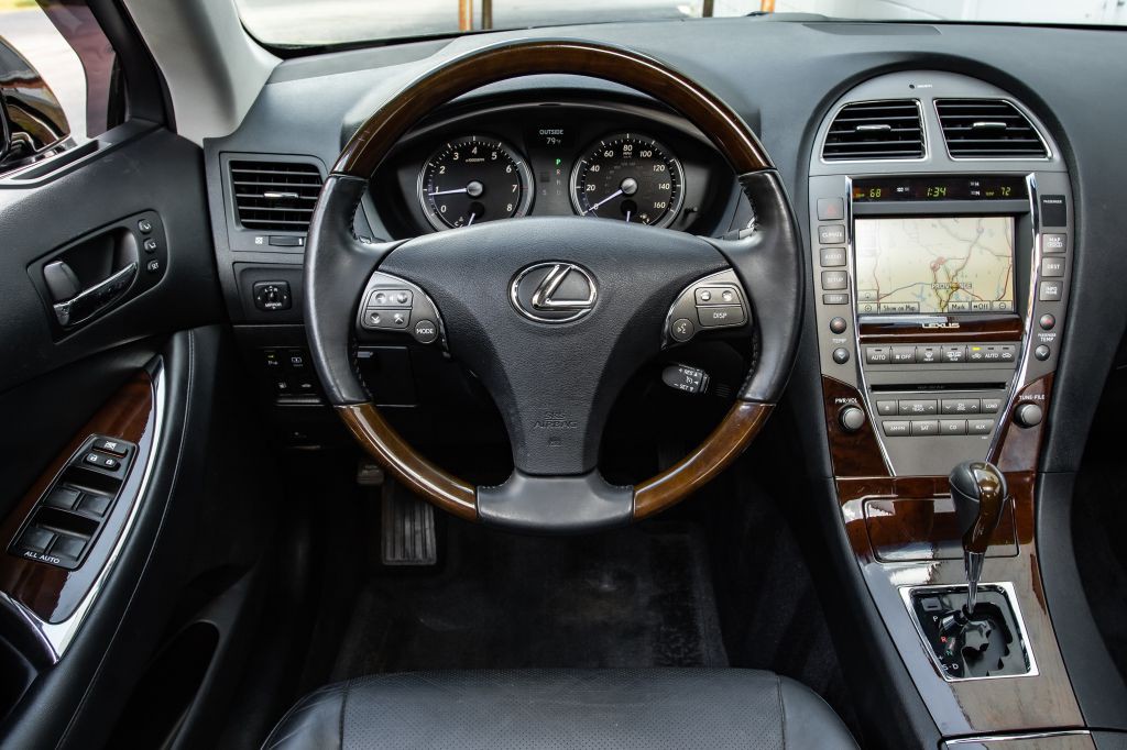 2012 Lexus ES 350 Image 19