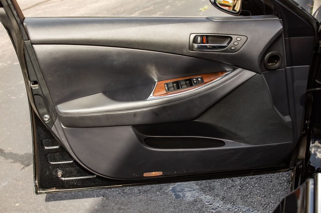 2012 Lexus ES 350 Image 26