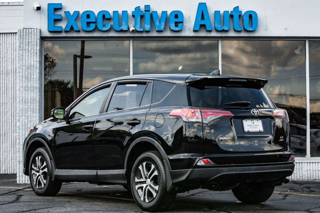 2018 Toyota Rav4 Image 5