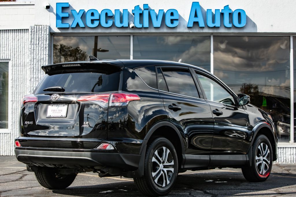 2018 Toyota Rav4 Image 7