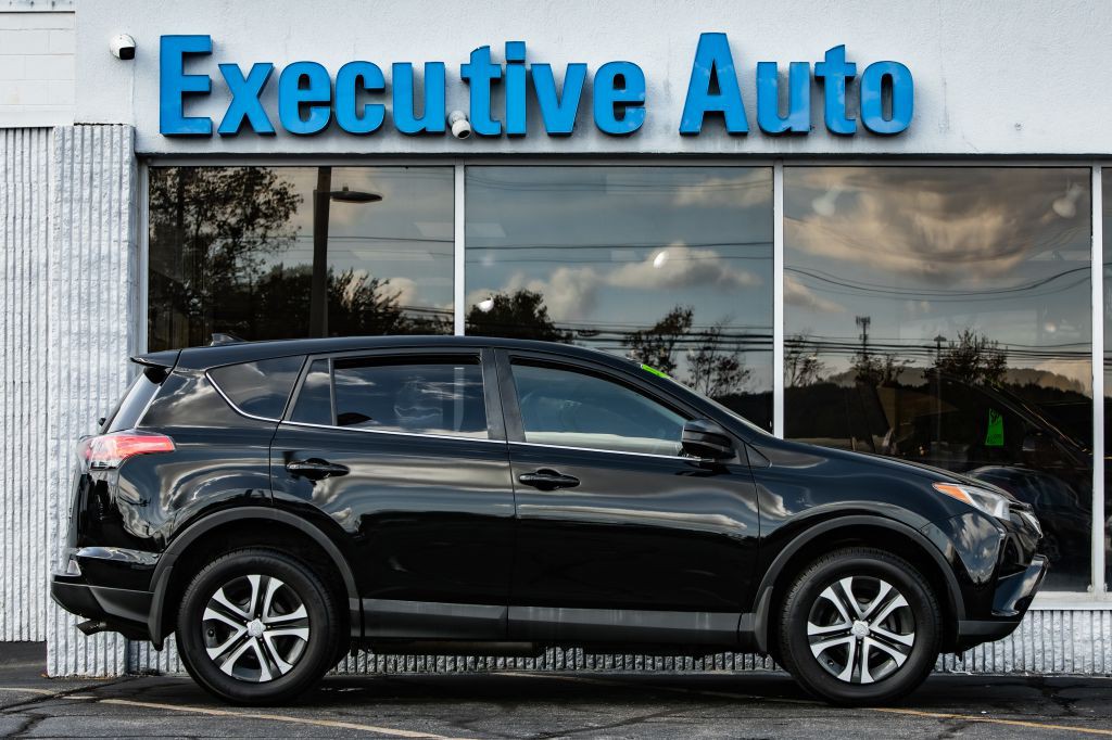 2018 Toyota Rav4 Image 8