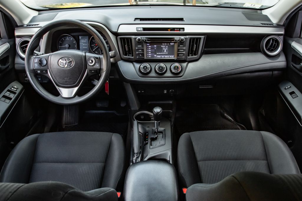 2018 Toyota Rav4 Image 18