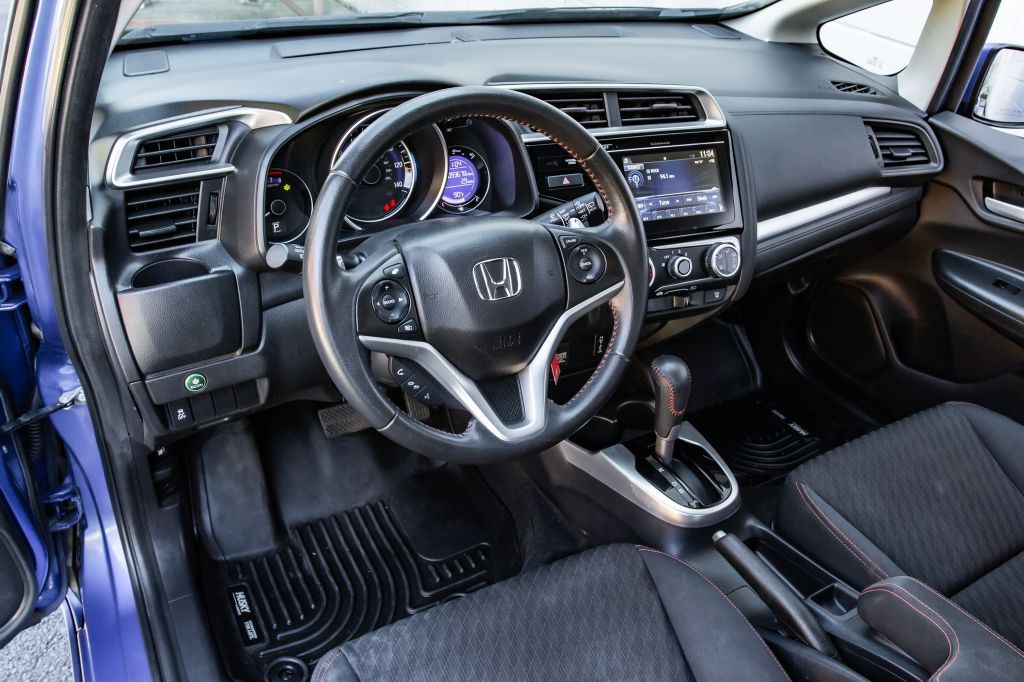 2018 Honda Fit Image 17