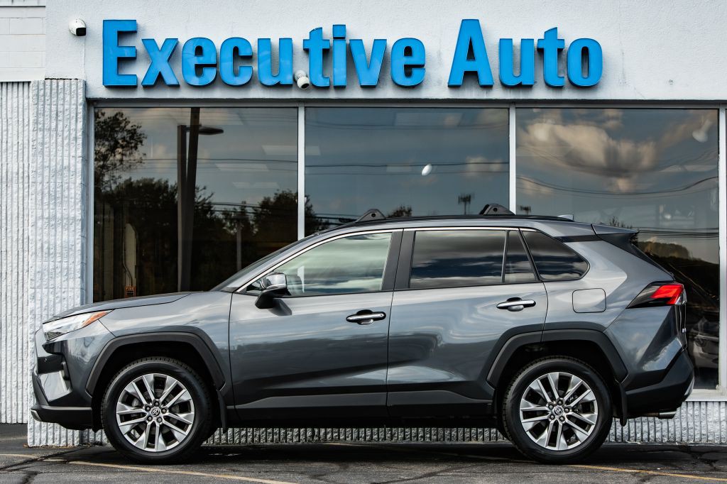 2023 Toyota Rav4 Image 4