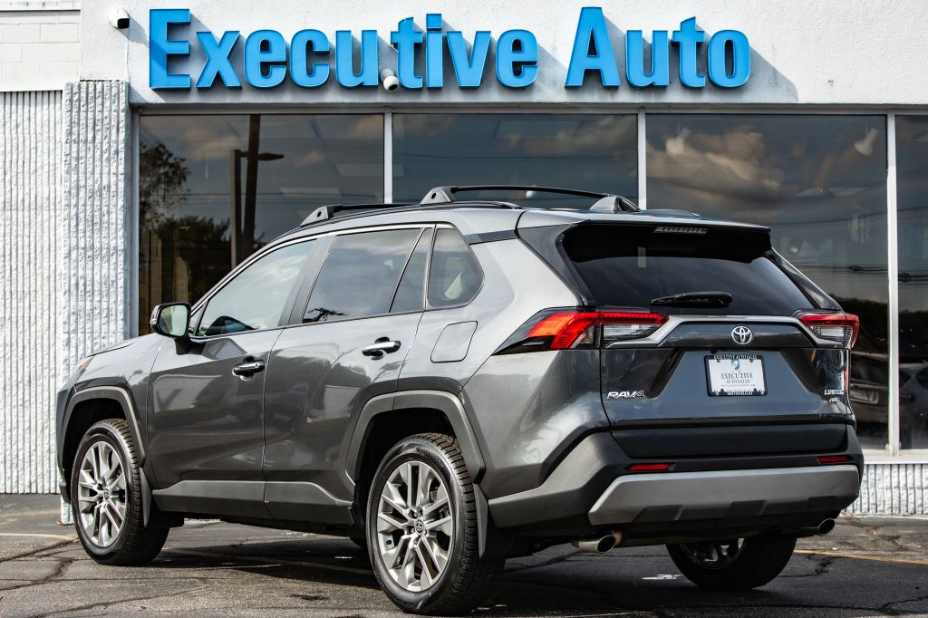 2023 Toyota Rav4 Image 5