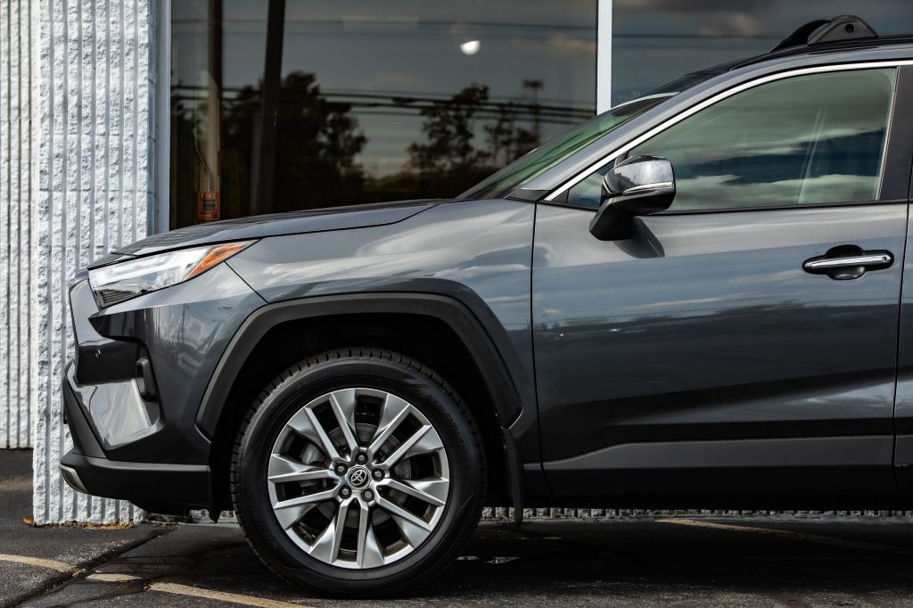 2023 Toyota Rav4 Image 11