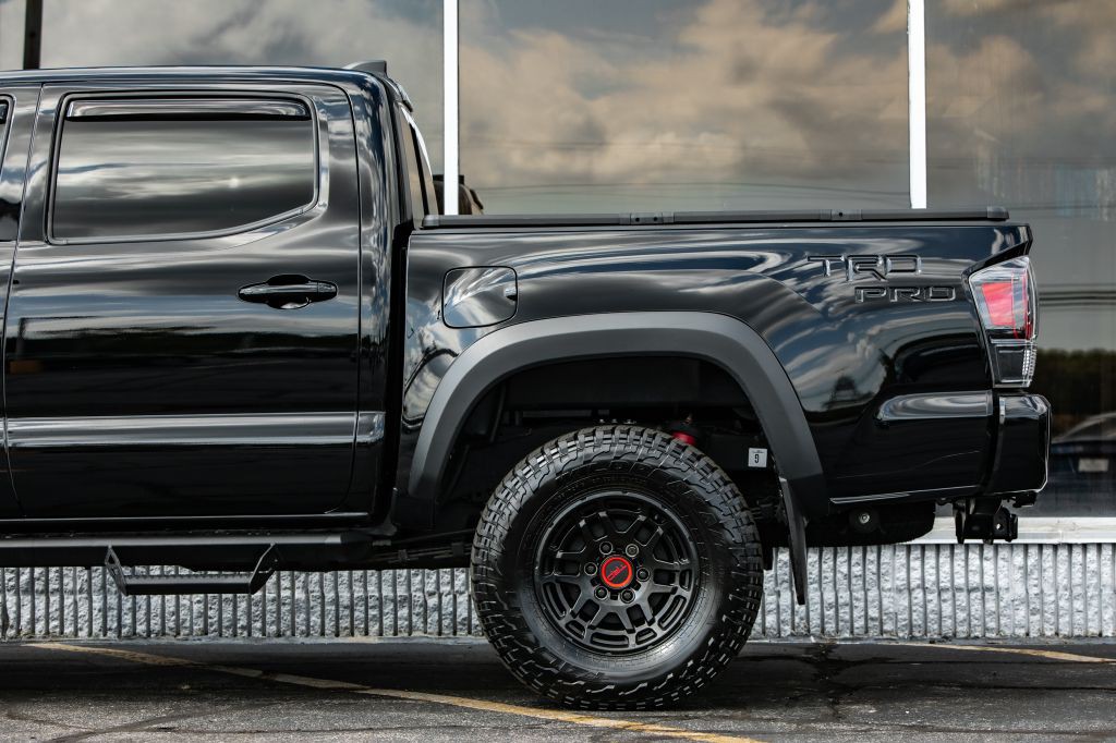 2023 Toyota Tacoma Image 12