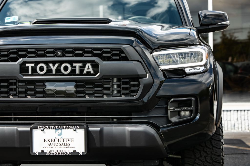 2023 Toyota Tacoma Image 13