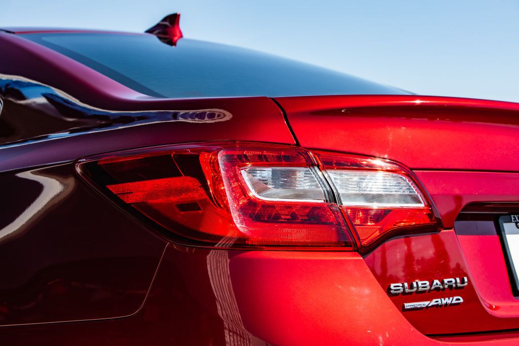 2017 Subaru Legacy Image 16