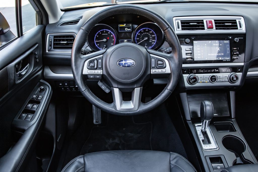2017 Subaru Legacy Image 19
