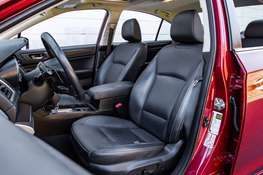 2017 Subaru Legacy Image 25