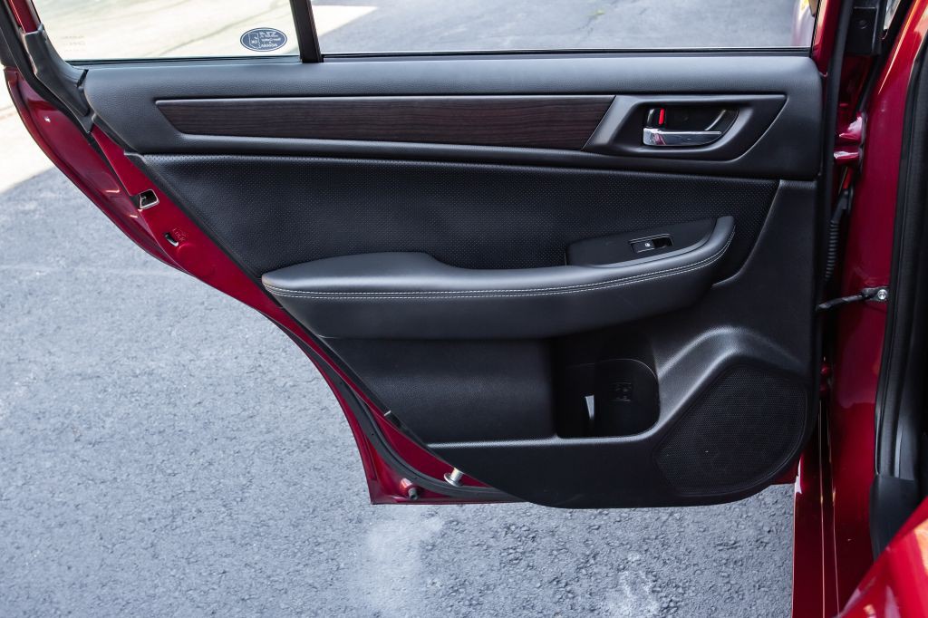 2017 Subaru Legacy Image 29
