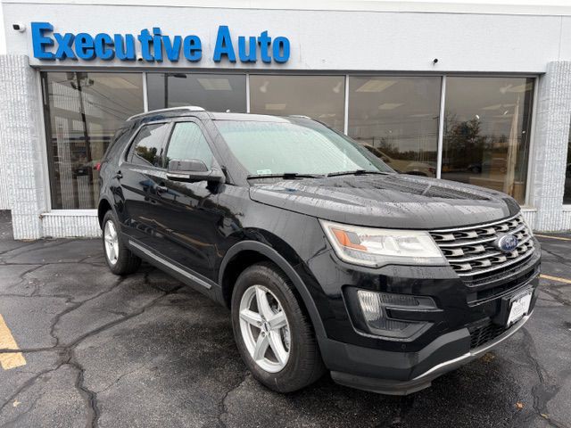 2016 Ford Explorer Image 1