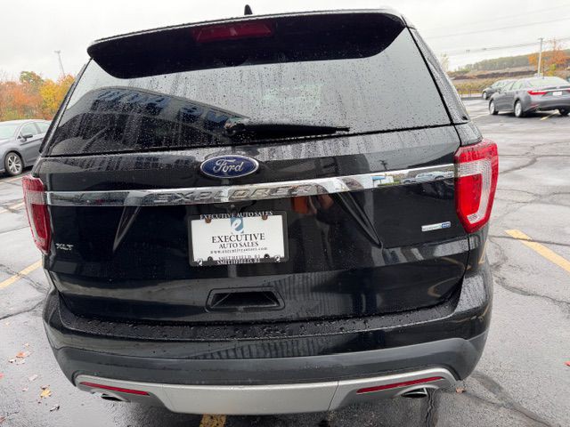 2016 Ford Explorer Image 3