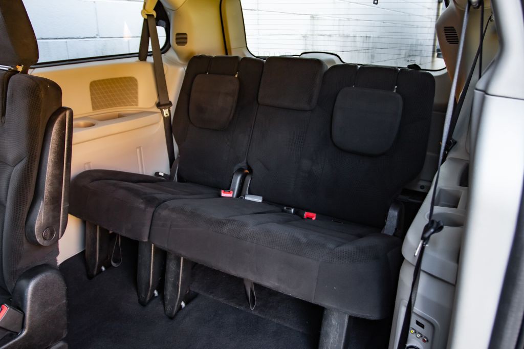 2016 Dodge Grand Caravan Image 25