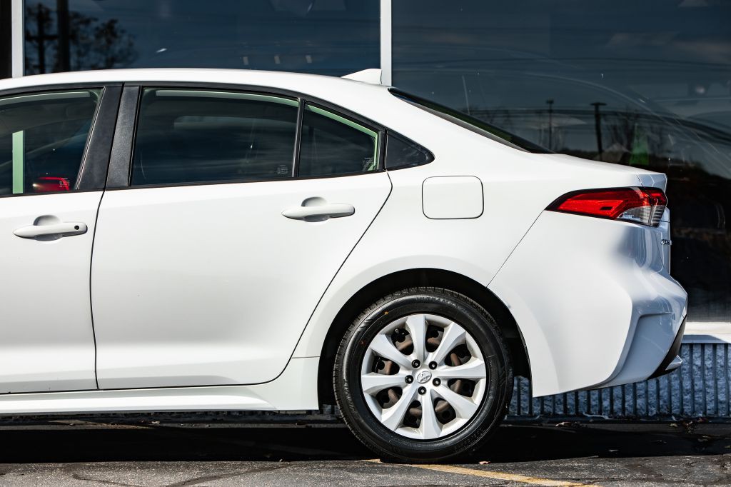 2020 Toyota Corolla Image 12