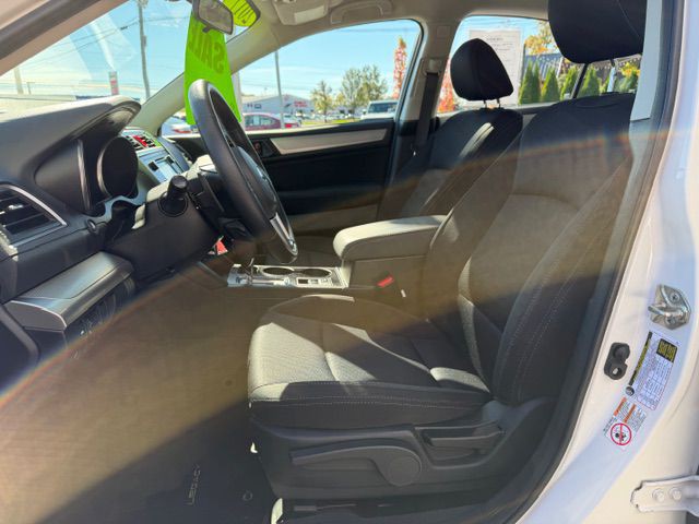 2017 Subaru Legacy Image 8