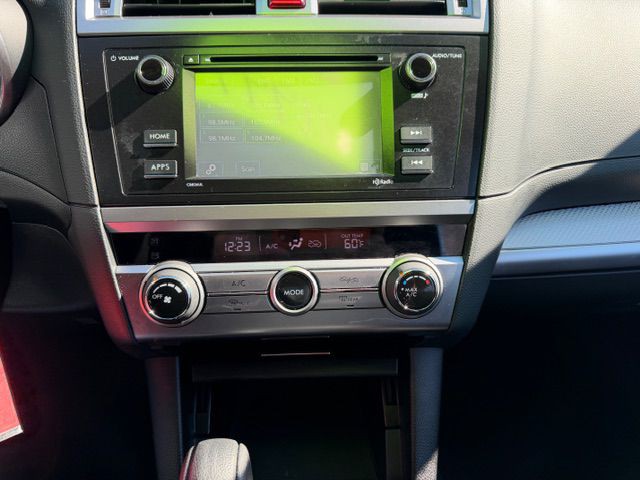 2017 Subaru Legacy Image 17