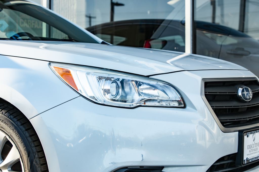 2017 Subaru Legacy Image 15