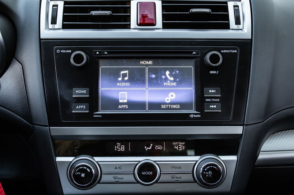 2017 Subaru Legacy Image 21