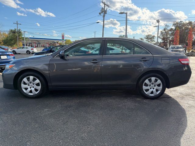 2011 Toyota Camry Image 4