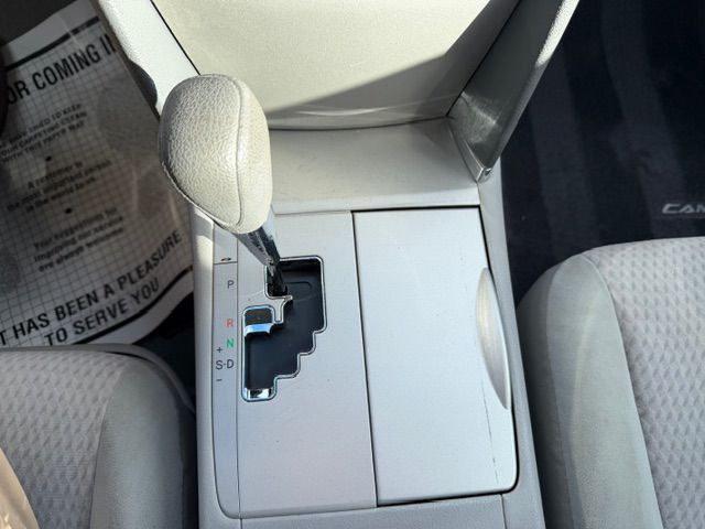 2011 Toyota Camry Image 11