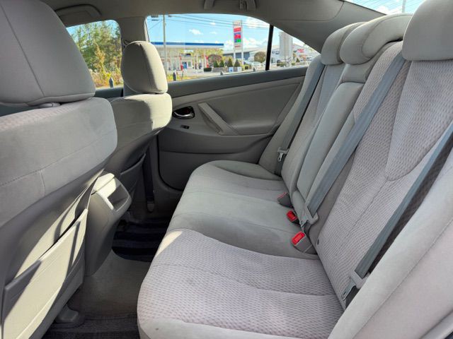 2011 Toyota Camry Image 14