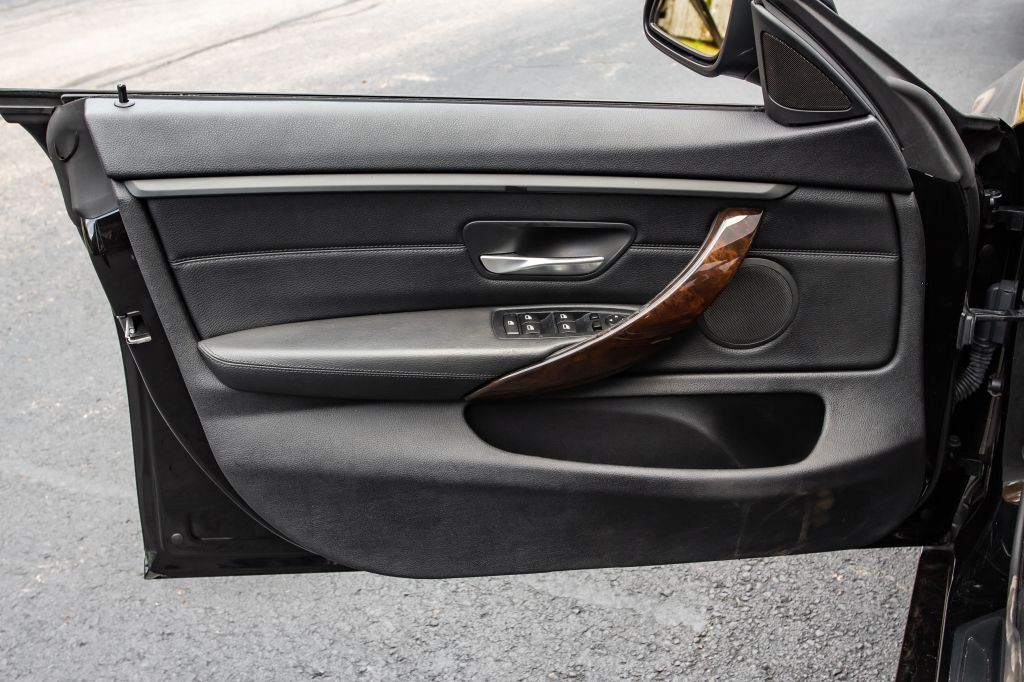 2015 BMW 4 Series Image 27