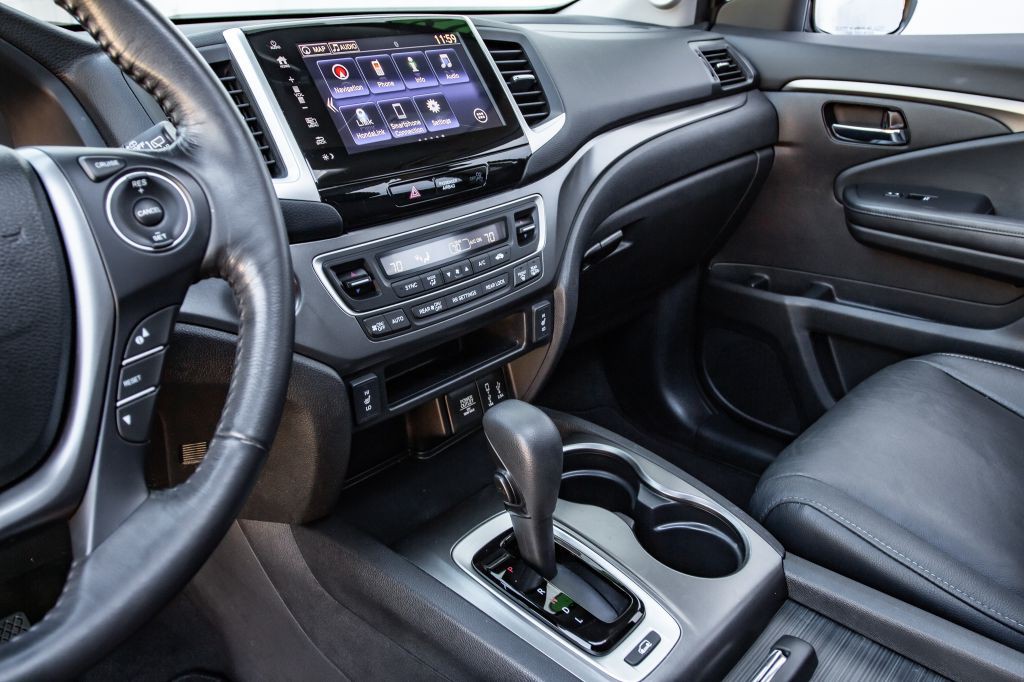 2018 Honda Pilot Image 23