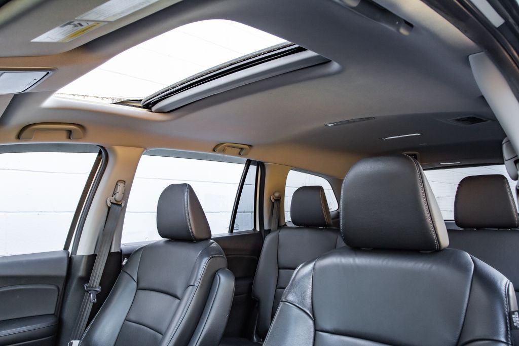 2018 Honda Pilot Image 25