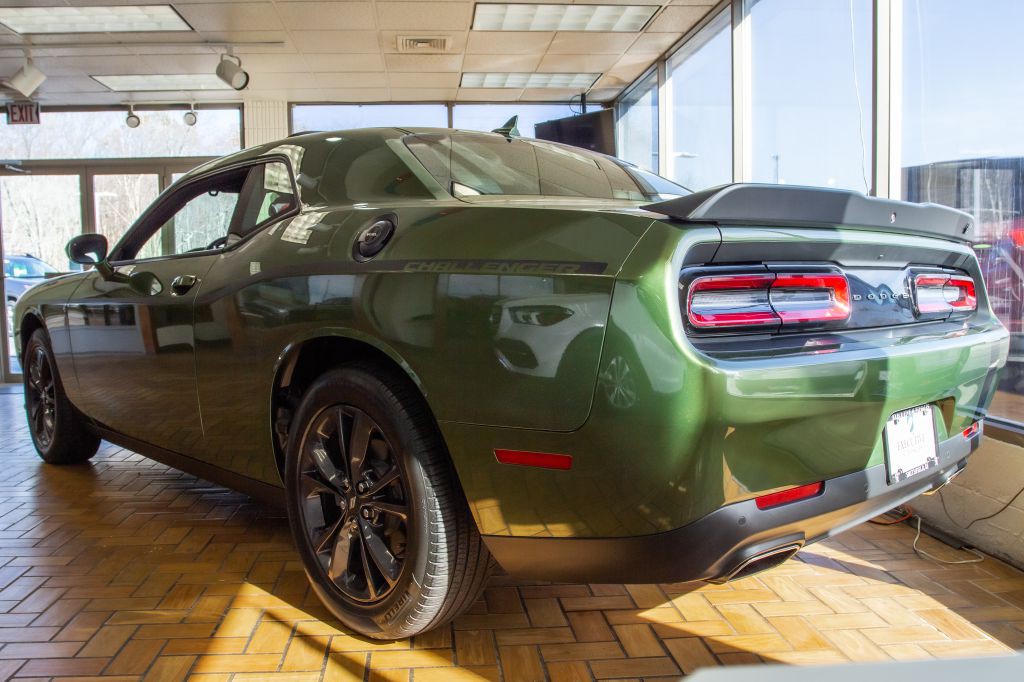 2020 Dodge Challenger Image 2